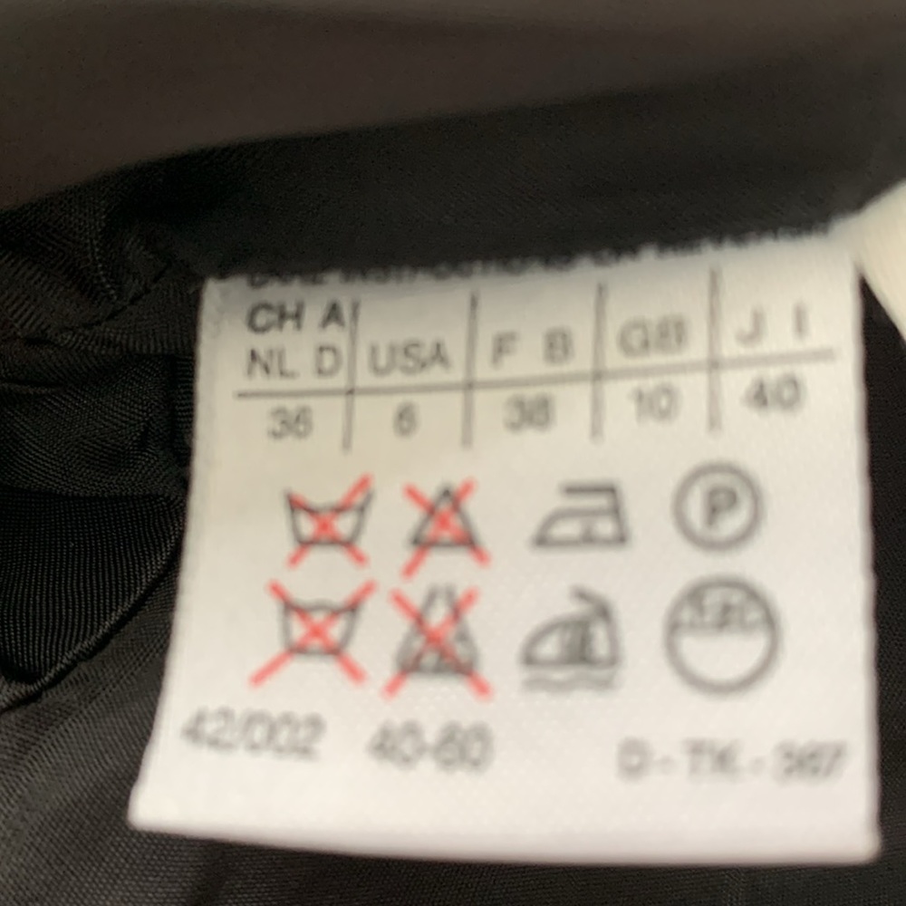 Maxmara Blazer - image 6